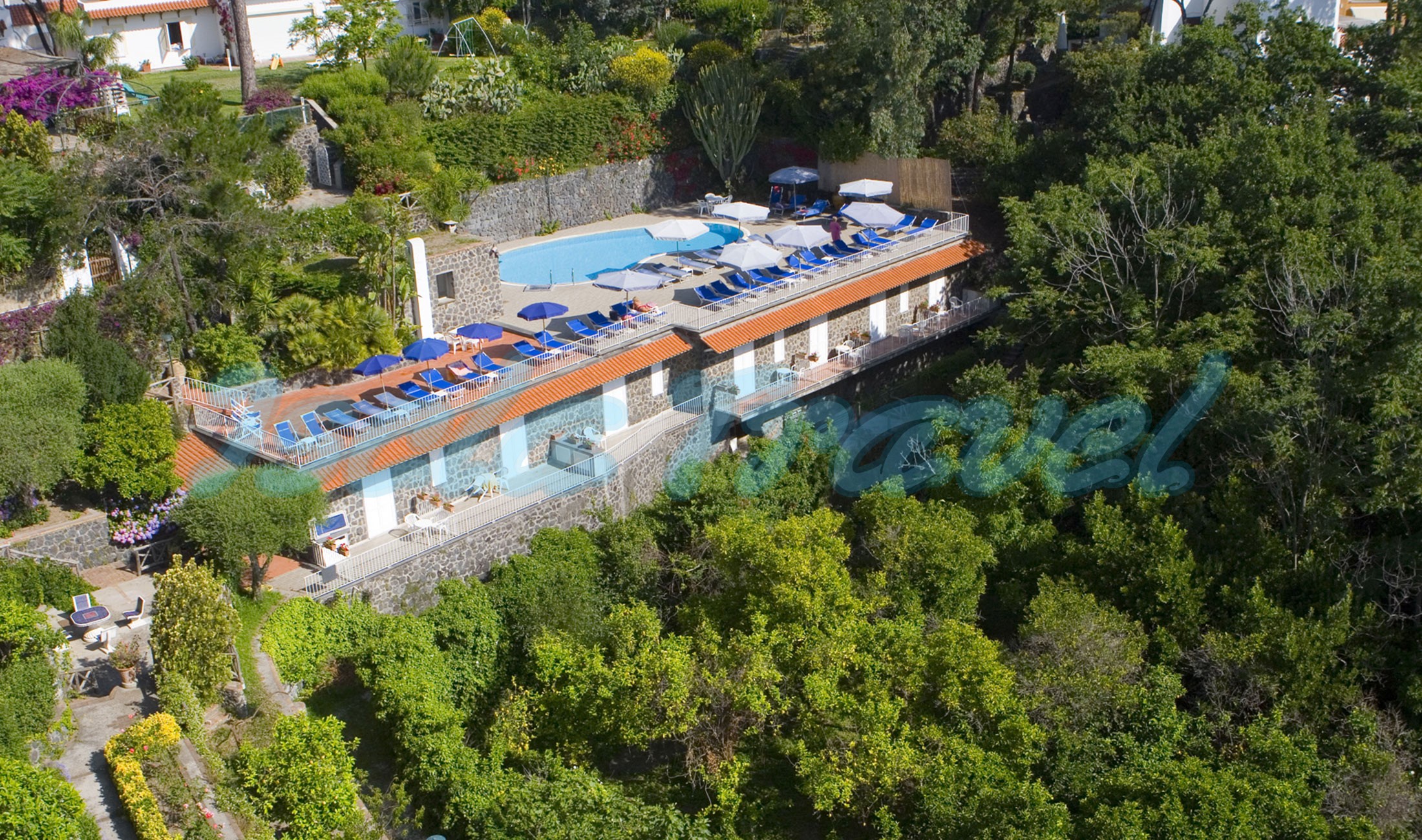 hotel-hermitage-park-terme-solarium-pool